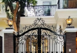 Những mẫu cửa cổng sắt đẹp cho mọi nhà